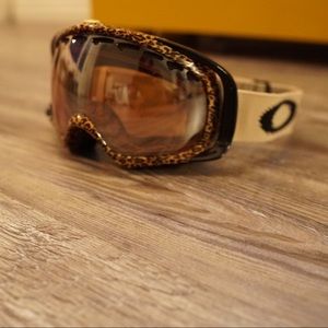 leopard print ski goggles